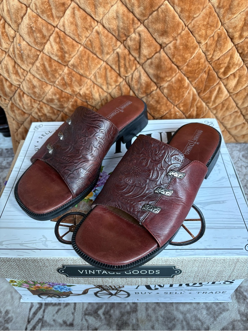 Minnetonka Burgundy Leather Slide Sandals